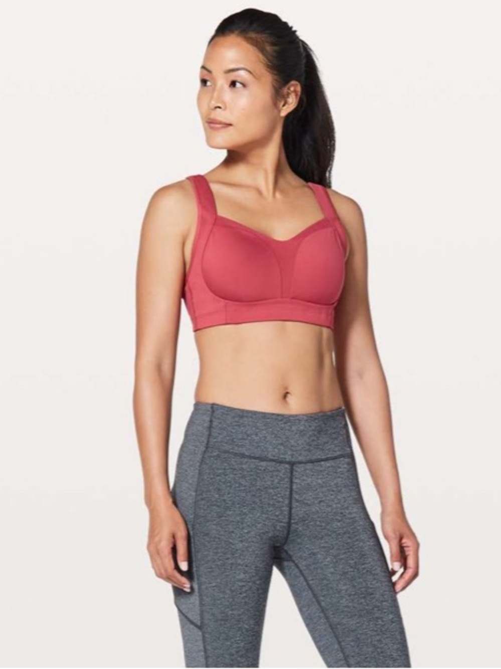 Lululemon Ta Ta Tamer III 32 D
